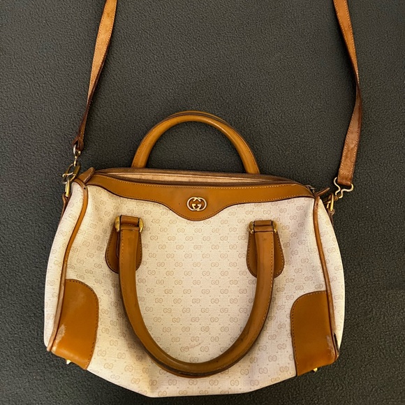 Vintage Gucci Designer Handbag
From the 1970’s - Picture 1 of 1